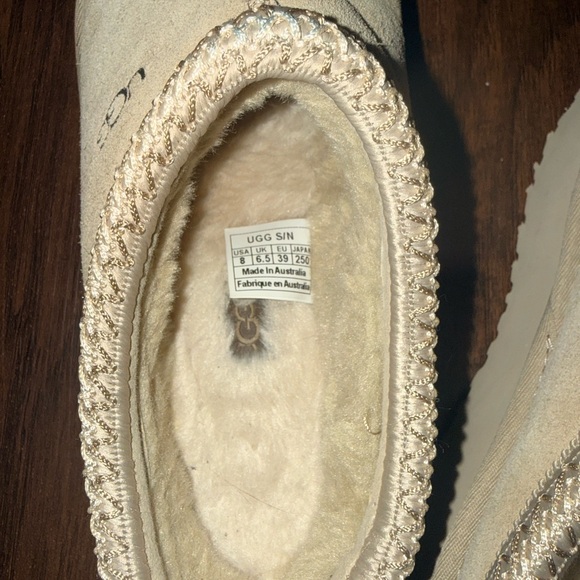 UGG Platform Tazz Slippers - Picture 4 of 4
